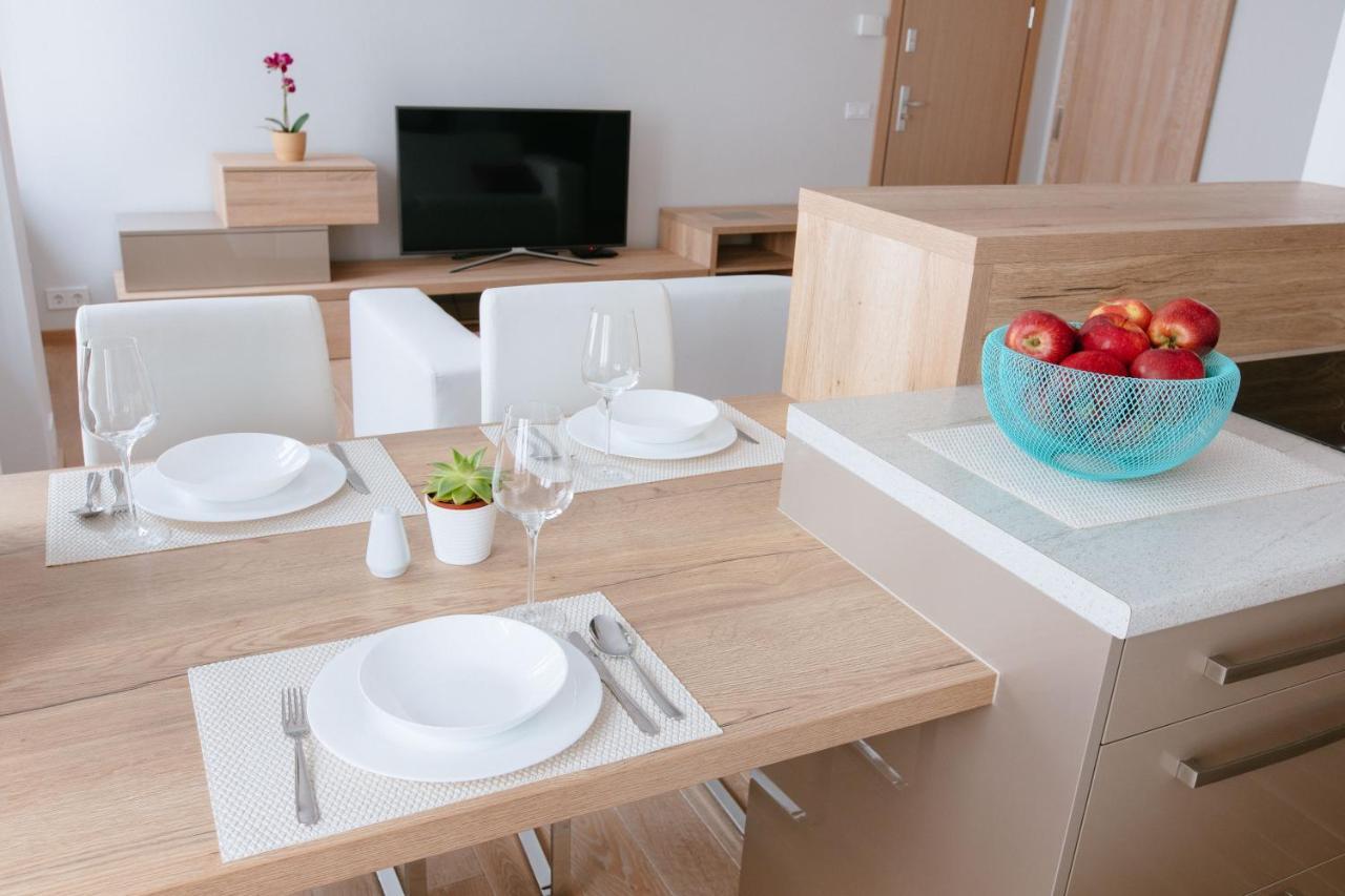 New Exclusive 2 Bedroom Apartment In Oldriga Ngoại thất bức ảnh