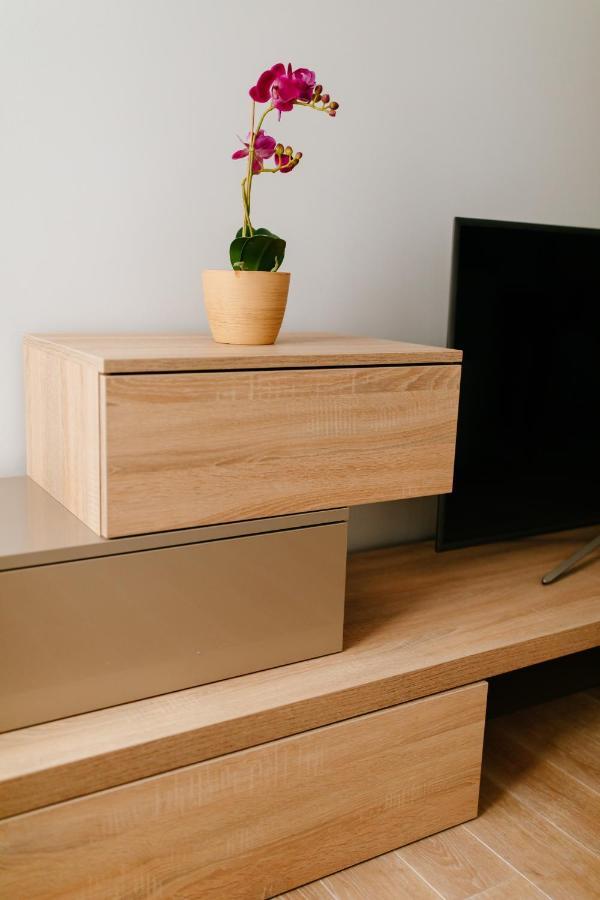 New Exclusive 2 Bedroom Apartment In Oldriga Ngoại thất bức ảnh